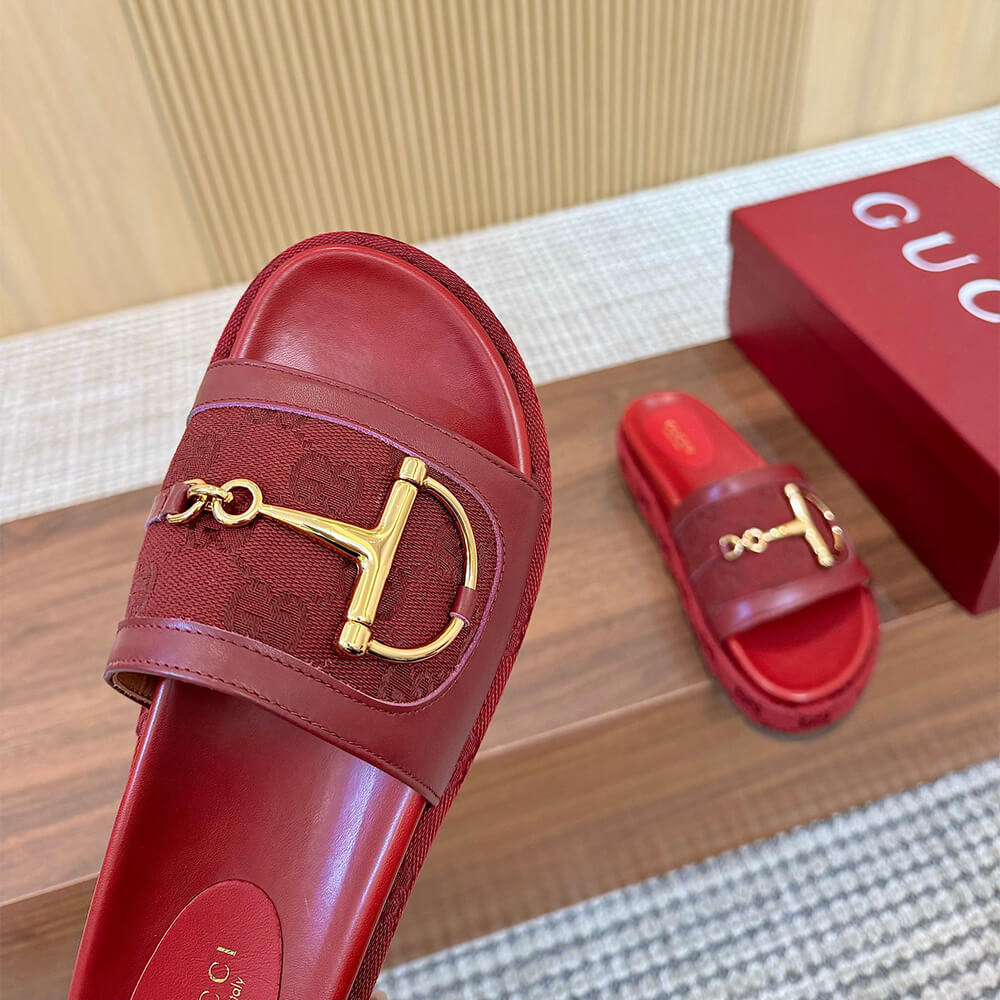 GUCCI Women s platform slide sandal