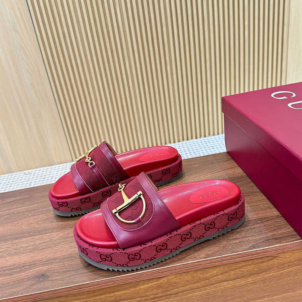 GUCCI Women s platform slide sandal