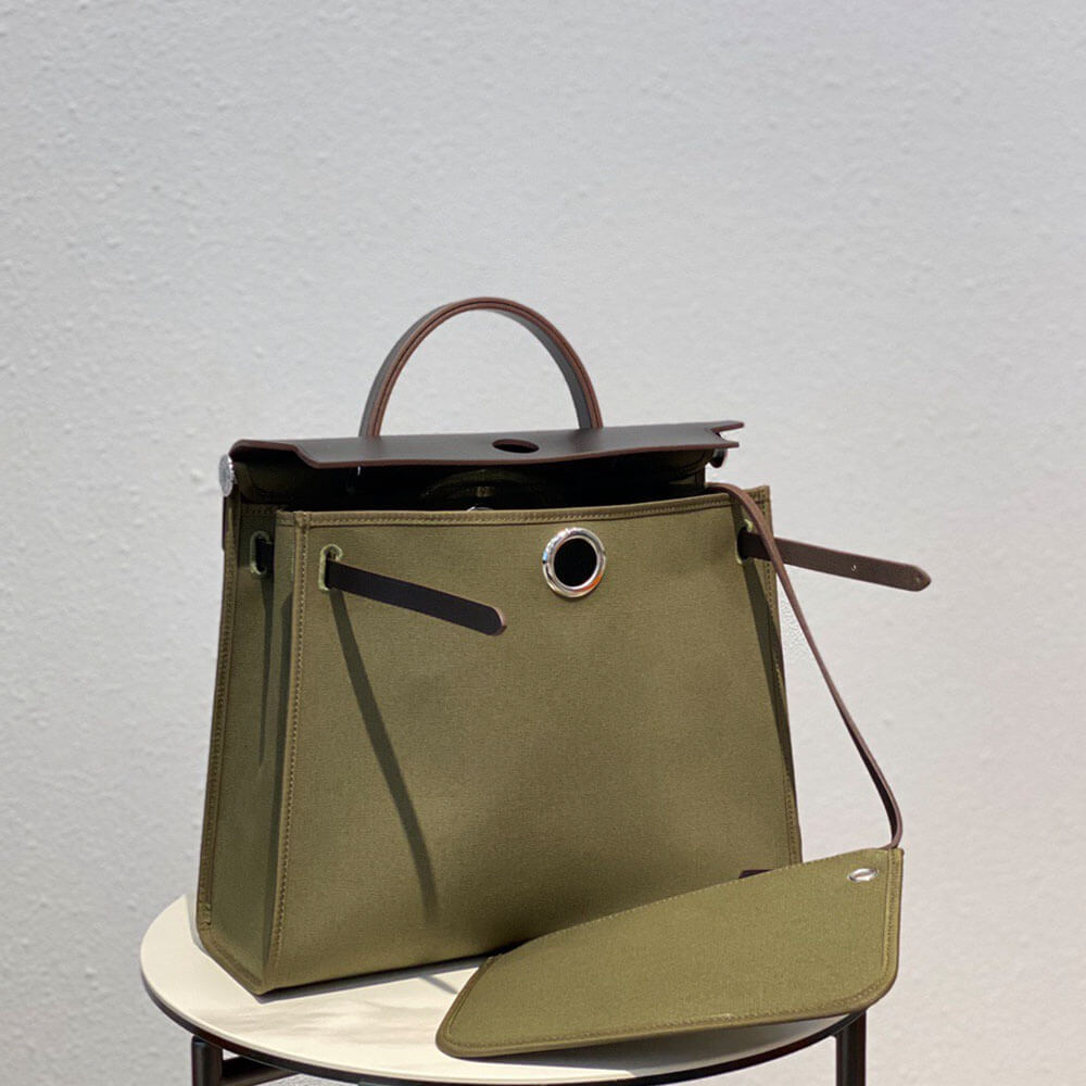 HERMES Herbag Zip 31 bag