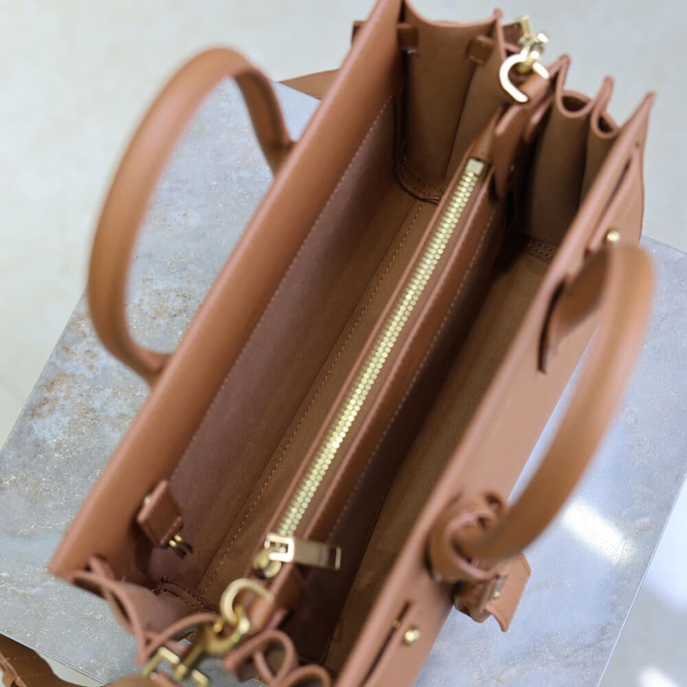 YSL SAC DE JOUR IN SUPPLE GRAINED LEATHER   BABY(HIGH-END GRADE)