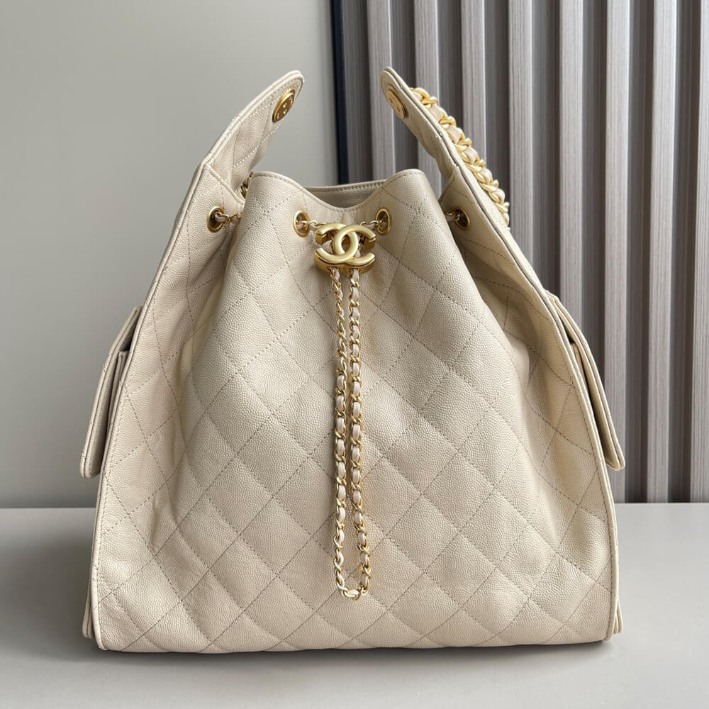 CHANEL 25 Medium Handbag(high-end grade)