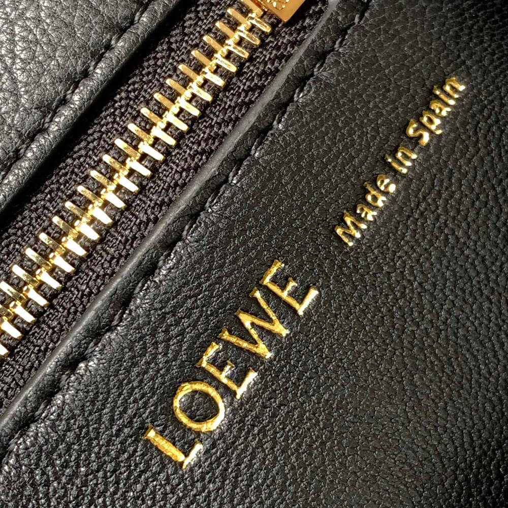 Loewe Small Squeeze bag in nappa lambskin