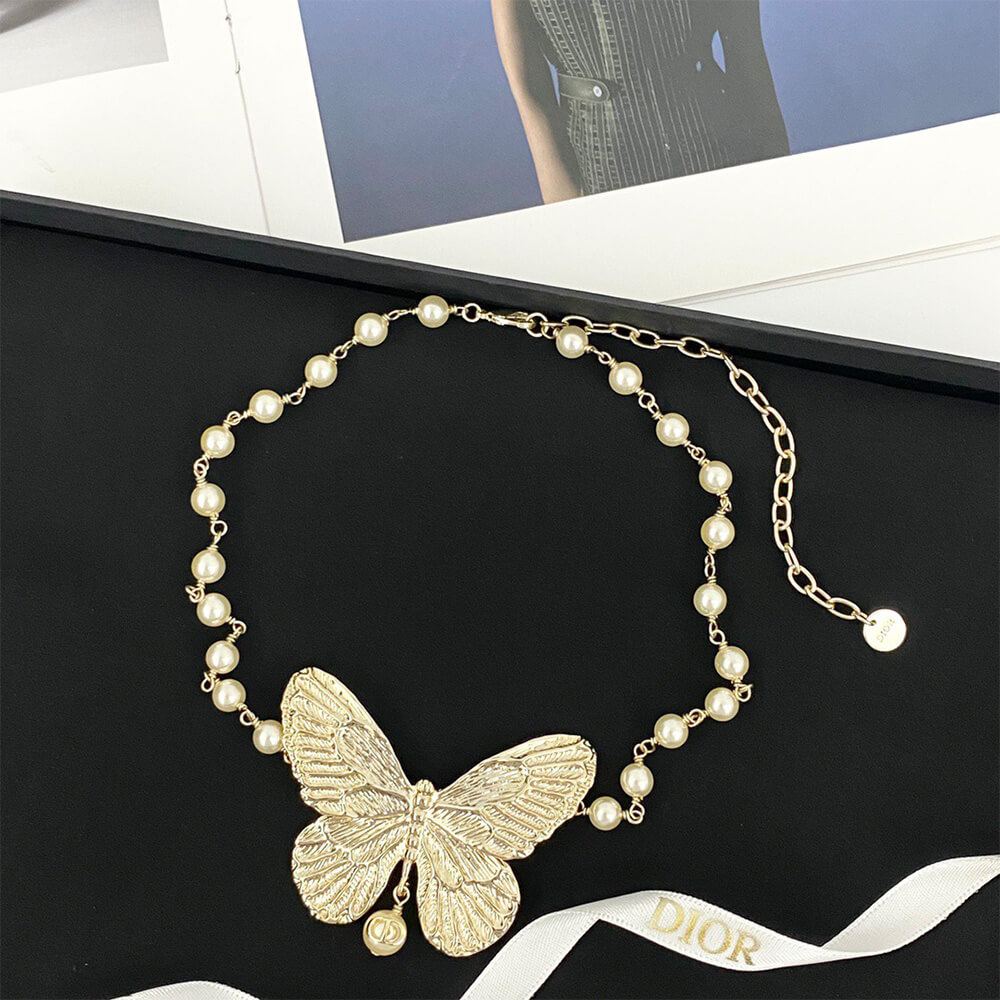 DIOR PEARL NECKLACE