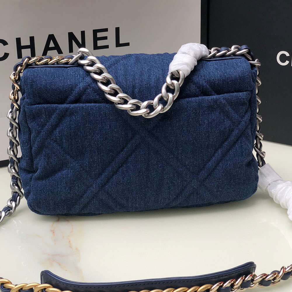 CHANEL 19 Handbag