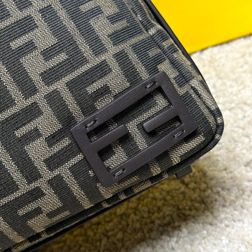FENDI Simply Fendi Medium