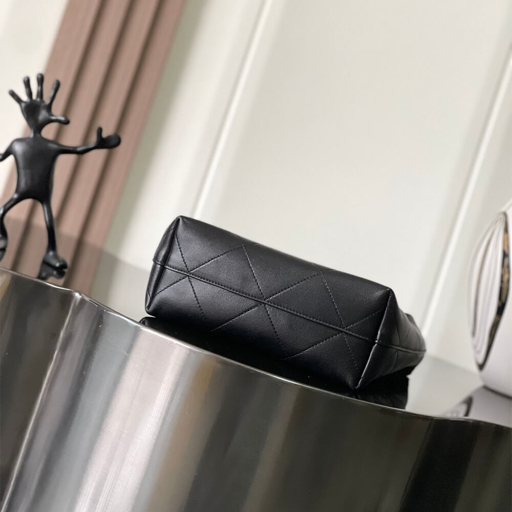 CHANEL Hobo Bag(HIGH-END GRADE)