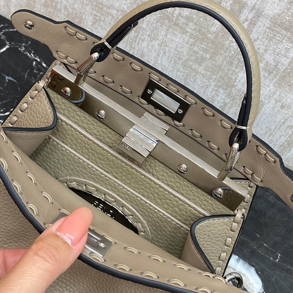 FENDI Peekaboo ISeeU Petite(high-end grade)
