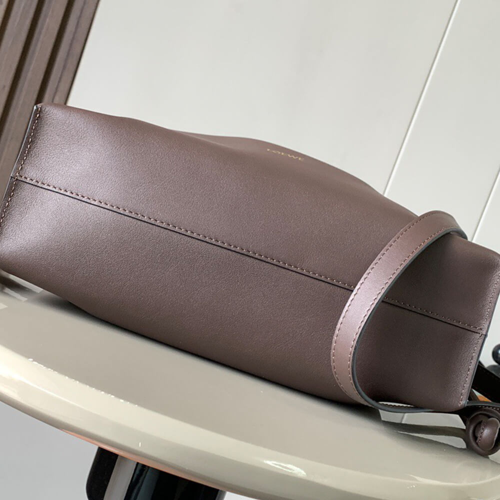 LOEWE Medium Flamenco clutch in nappa calfskin(HIGH-END GRADE)