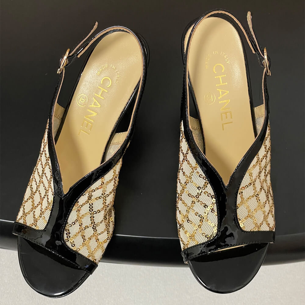CHANEL Sandals