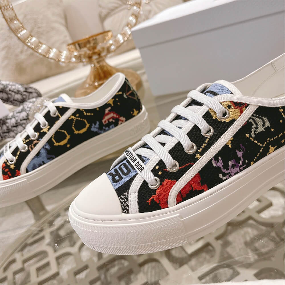WALK N DIOR SNEAKER
