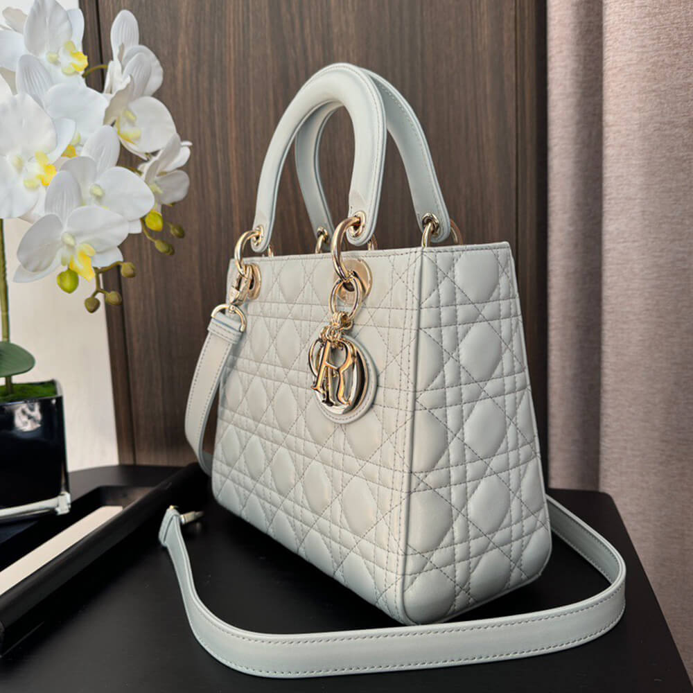 Medium Lady Dior Bag(HIGH-END GRADE)