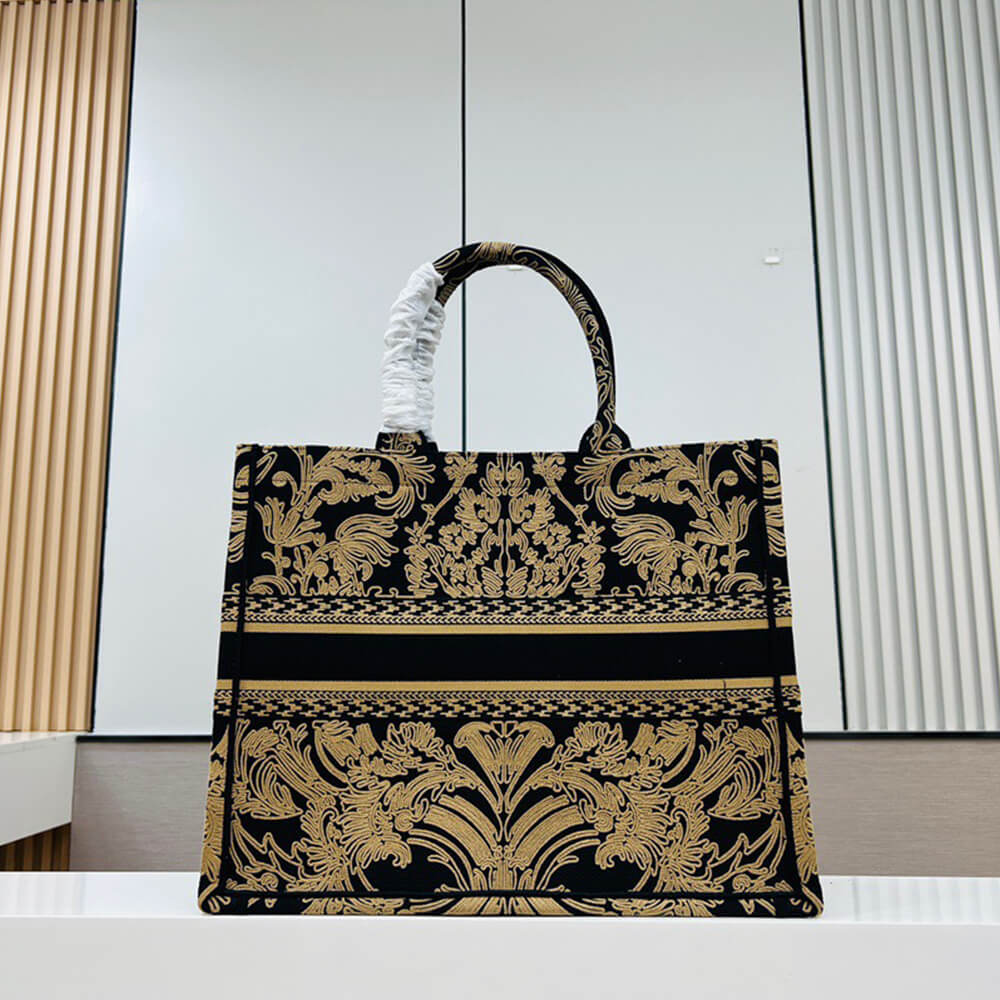 LARGE DIOR BOOK TOTE