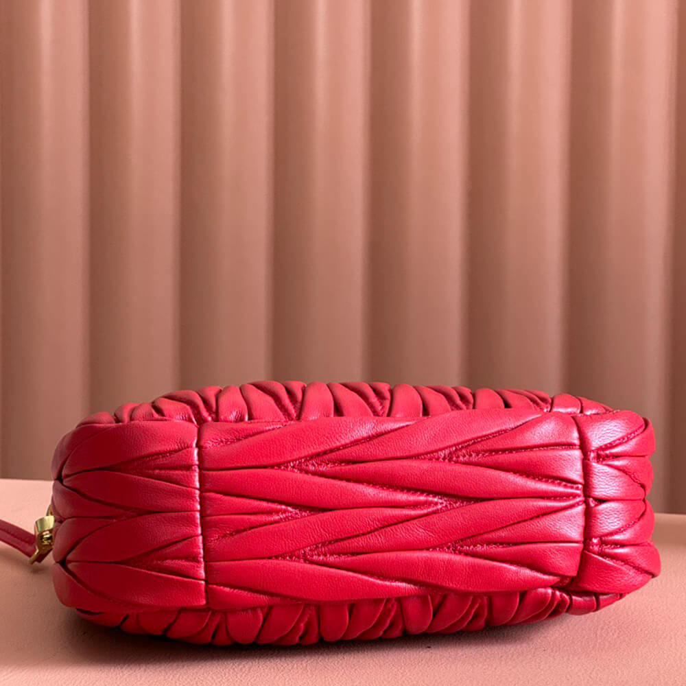 Small Wander matelasse nappa leather hobo bag(HIGH-END GRADE)