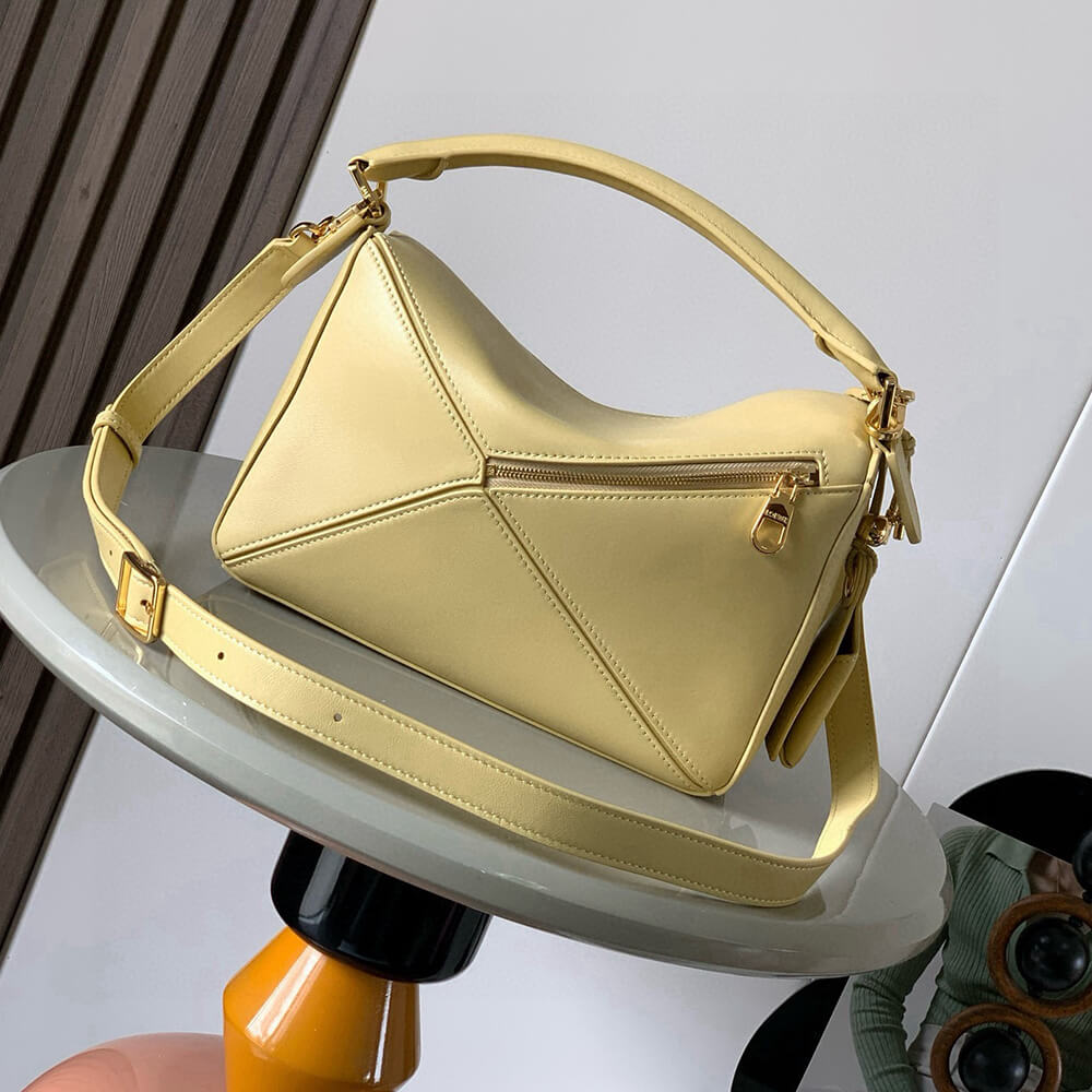 Loewe Small Featherlight Puzzle bag in nappa lambskin(HIGH-END GRADE)