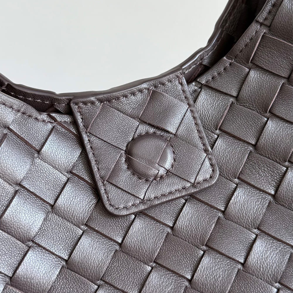 Bottega Veneta Medium Campana(HIGH-END GRADE)